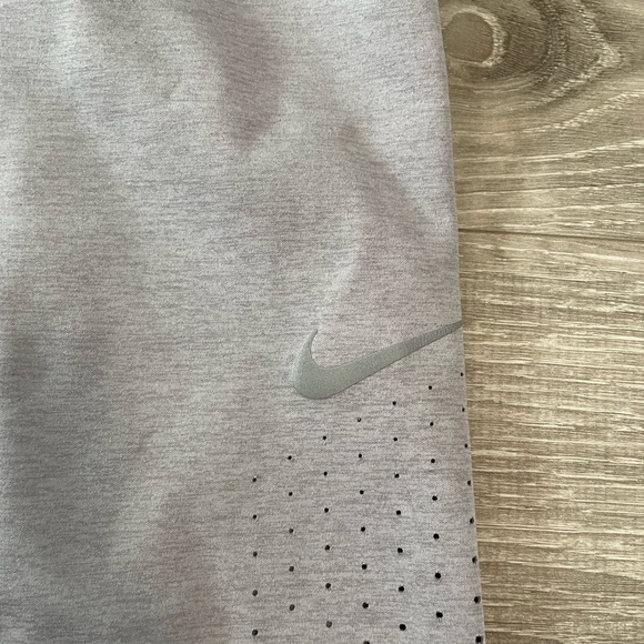 NIKE LEGGINGS - Picture 2 of 4
